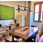 2br Near Estrela Garden Lejlighed