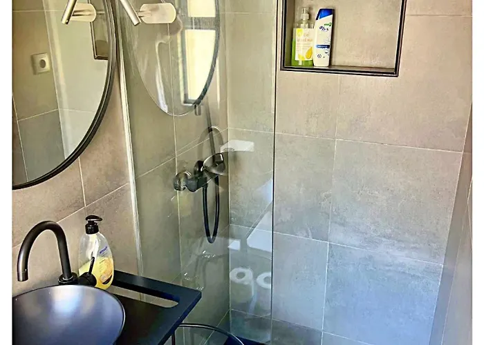 2br Near Estrela Garden